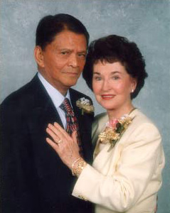 Ramon and Helen Limjoco at their 50th Wedding Anniversary